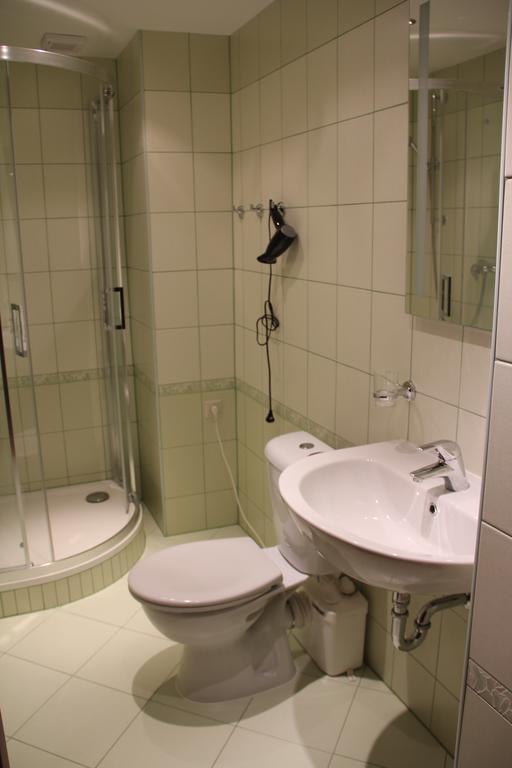 Jurincom Apartments Karlsbad Zimmer foto